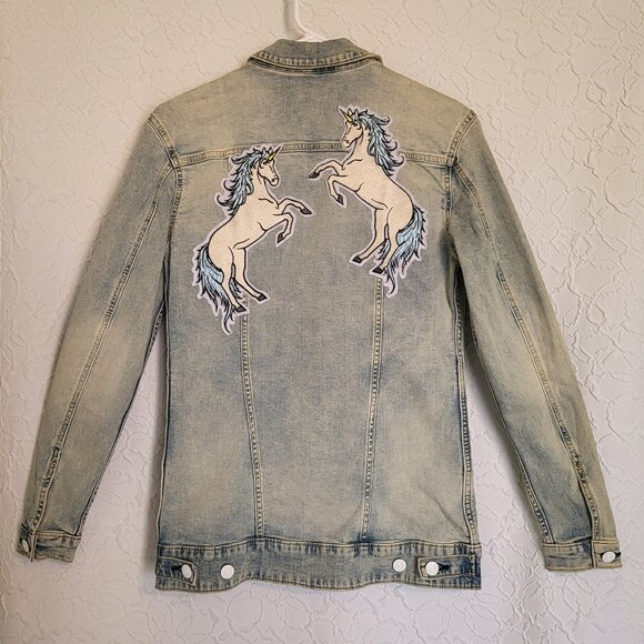 LuLaRoe Light Wash Faded Denim Jaxon Unicorn Patches Jean Jacket Size XS - Picture 1 of 11